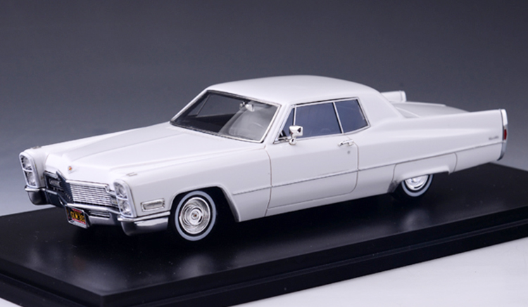 Cadillac Coupe DeVille  Creclan White 123301  1:43 GLM