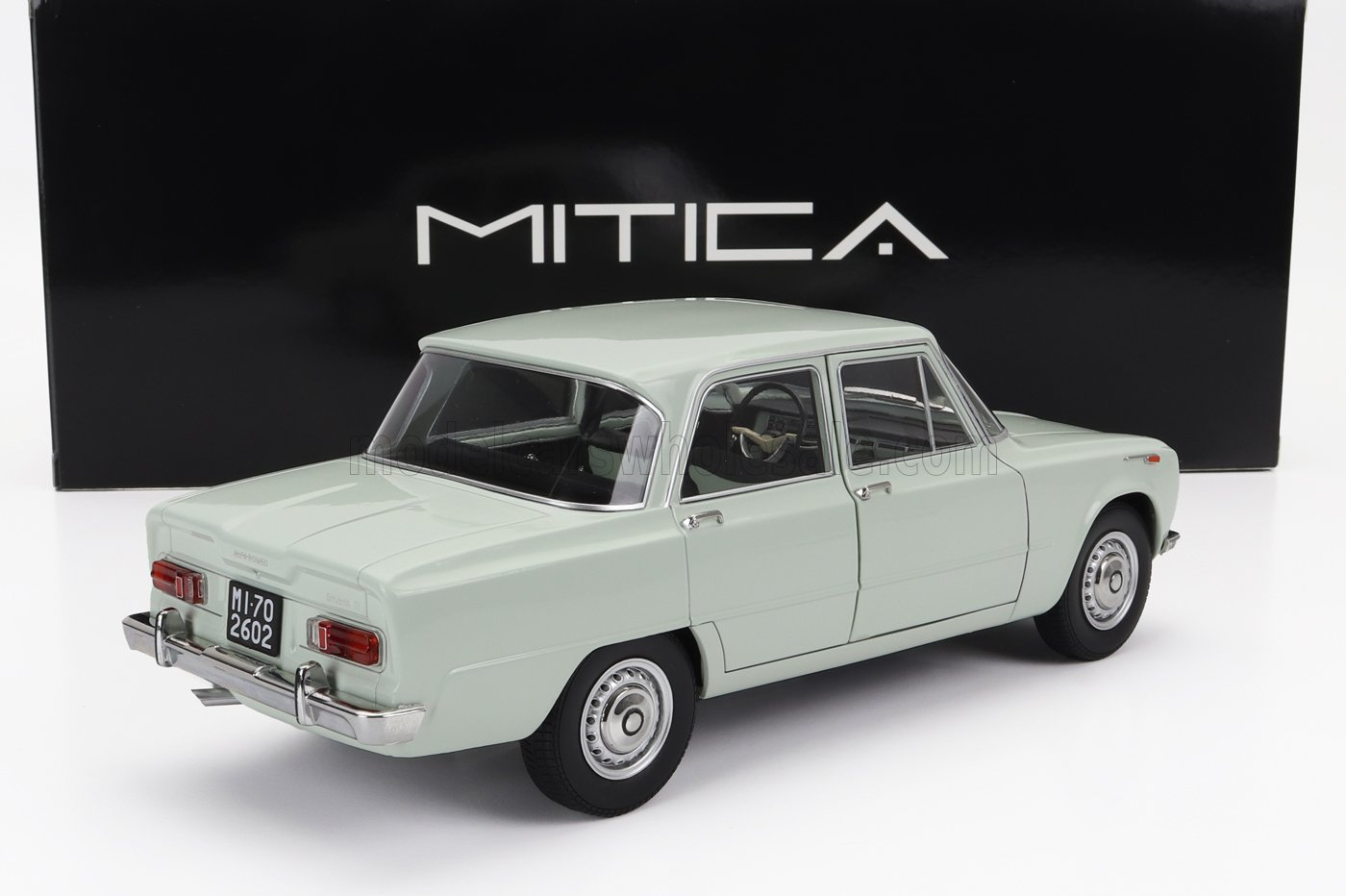 ALFA ROMEO GIULIA 1.6 Ti 1962 ACQUA DI FONTE VERY LIGHT GREEN 1:18 Mitica