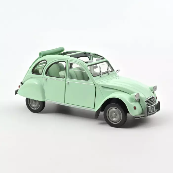 Citroën 2CV 6 Club 1982 Jade Green 1:18 Norev