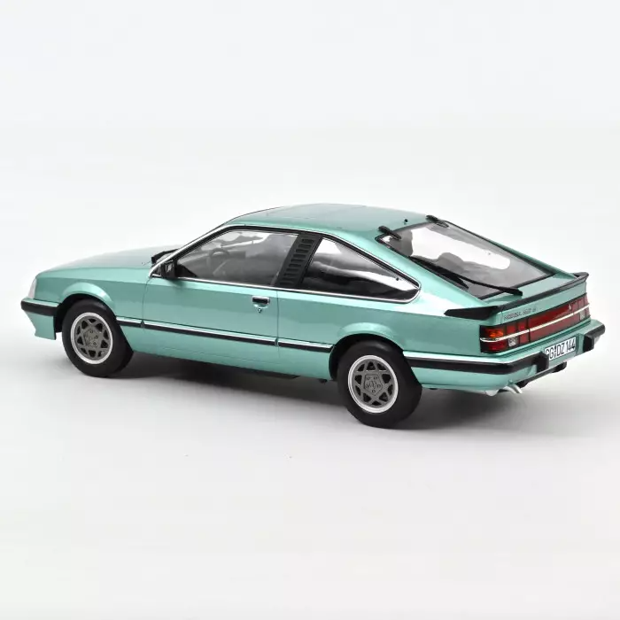 OPEL MONZA 2.5 E 1983 BERYLL GREEN METALLIC 1:18 Norev