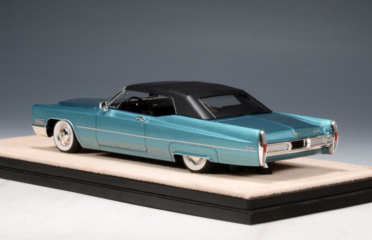 Cadillac de Ville Convertible Closed - Capri Aqua Metallic 1967 STM67704  1:43  GLM Stamp Models