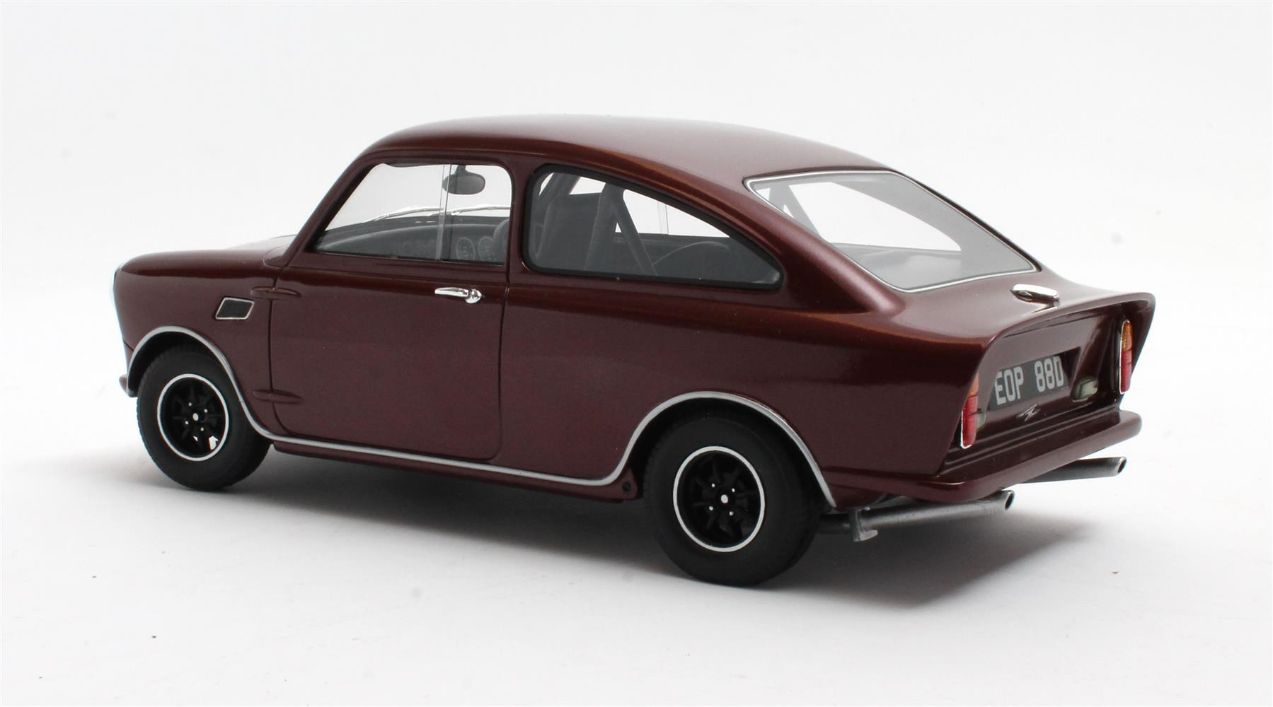 Mini Broadspeed red metallic 1:18 Cult Scale