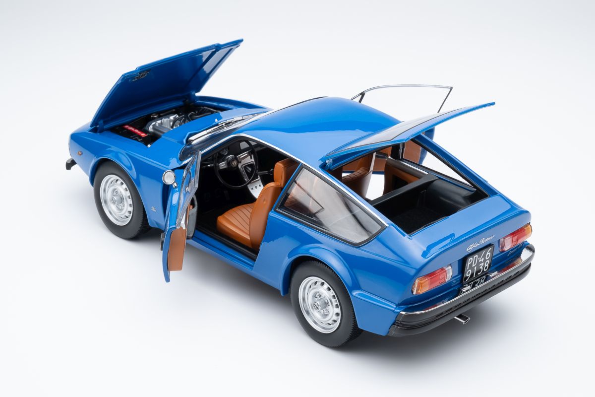 Alfa Romeo Junior Zagato 1969 - Blu Medio 1:18 Norev