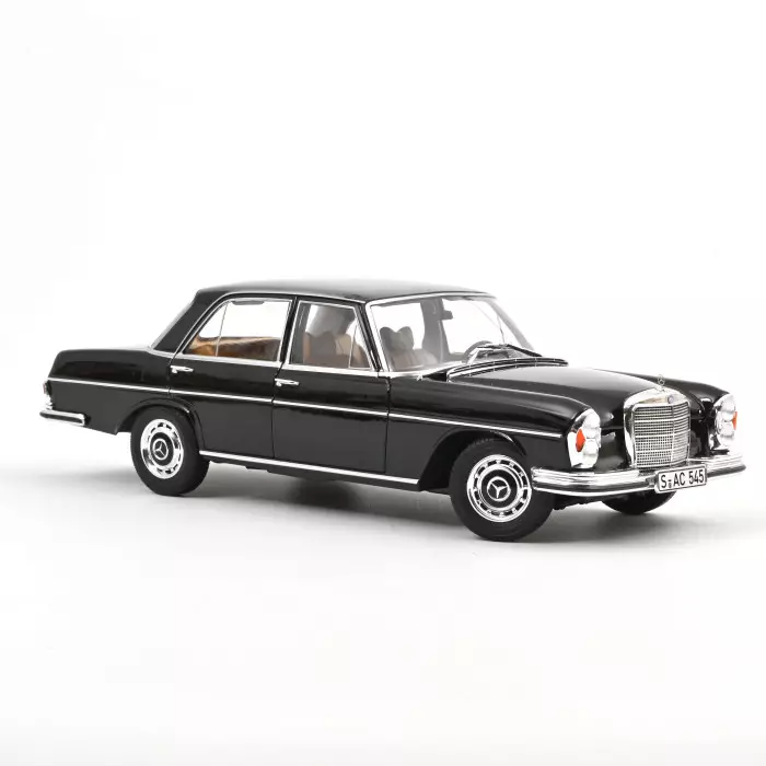 Mercedes-Benz 280SE 1968 schwarz 1:18 Norev 