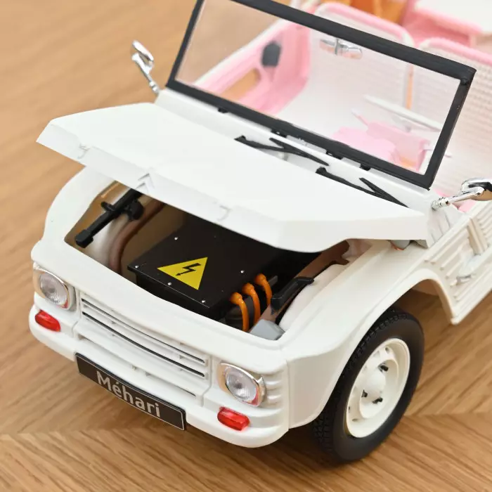 Citroen Méhari 2016 Weiss Rosa 1:18 Norev