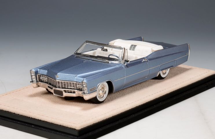 Cadillac de Ville Convertible Open roof - Marina Blue Metallic 1967 STM67701  1:43  GLM Stamp Models