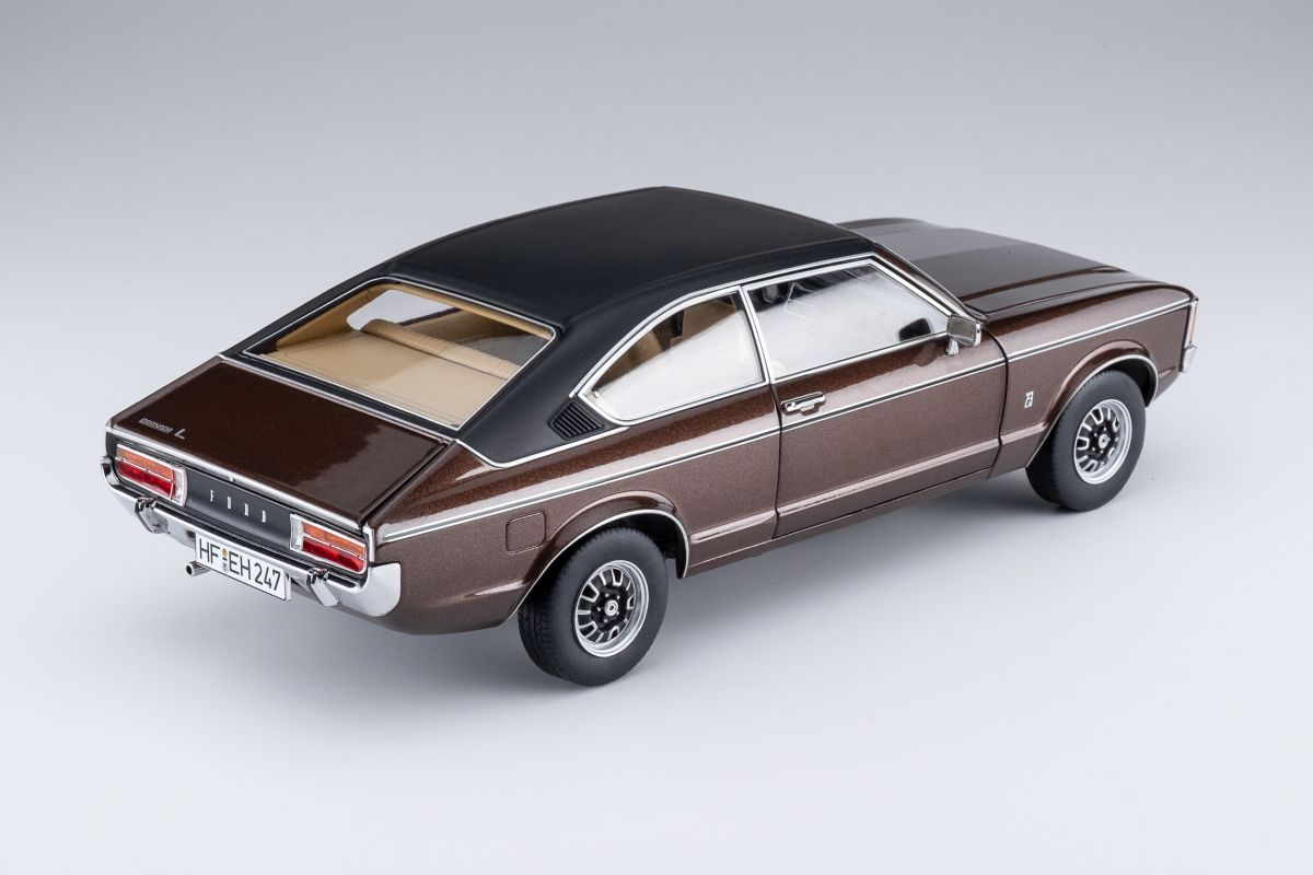 Ford Granada Coupé 2. Series (1975)  Montana Brown Met.1:18 Touring Modelcars Kopie