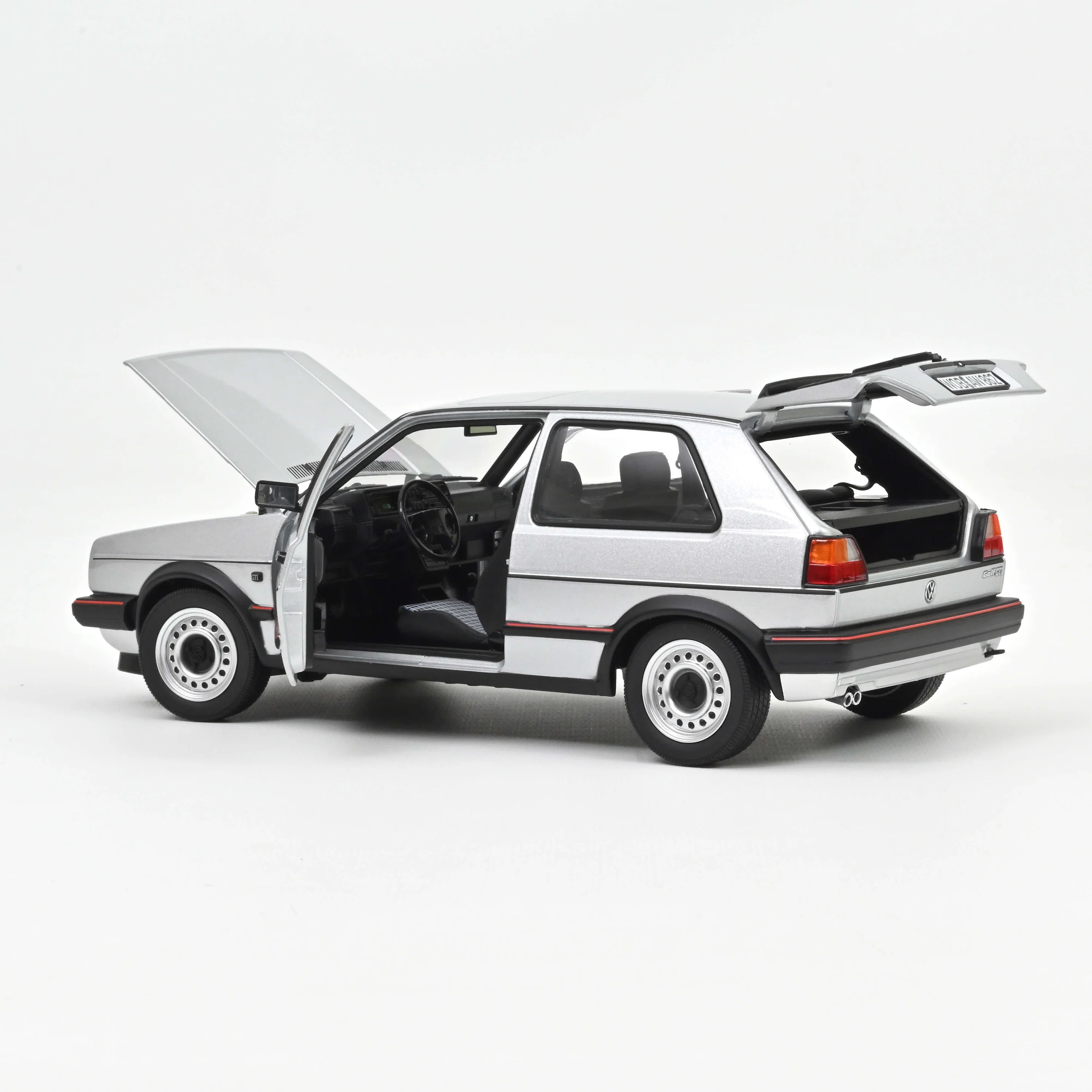  VW Golf GTI 1989 Diamantsilber 1:18 Norev 
