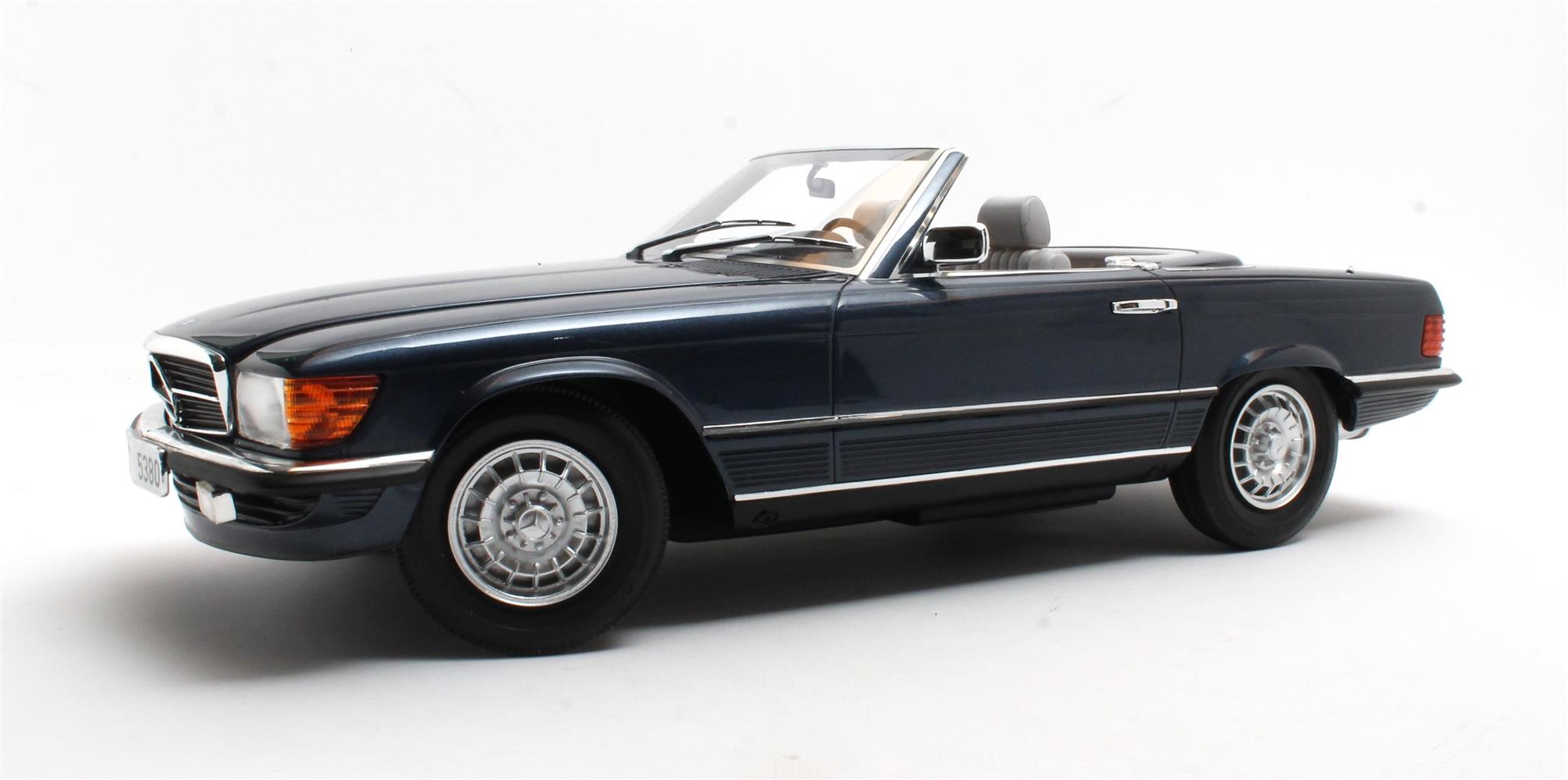Mercedes Benz 380SL R107 Lapis blue metallic 1979-1985 1:12  12 Art 