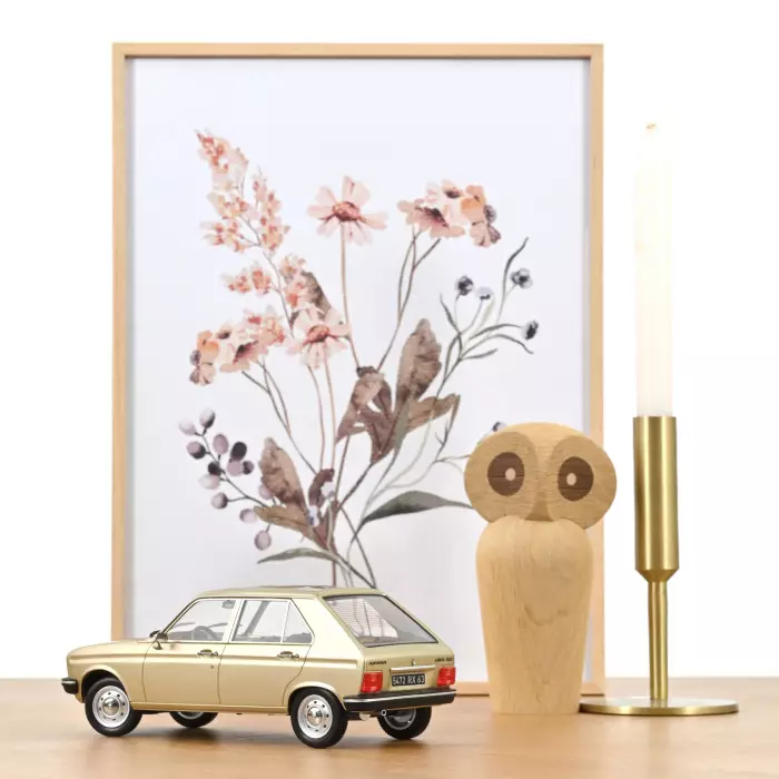 Peugeot 104 GR 1981 - Norev 1/18 - Métal - Beige Métallisé - Collection - Neuf