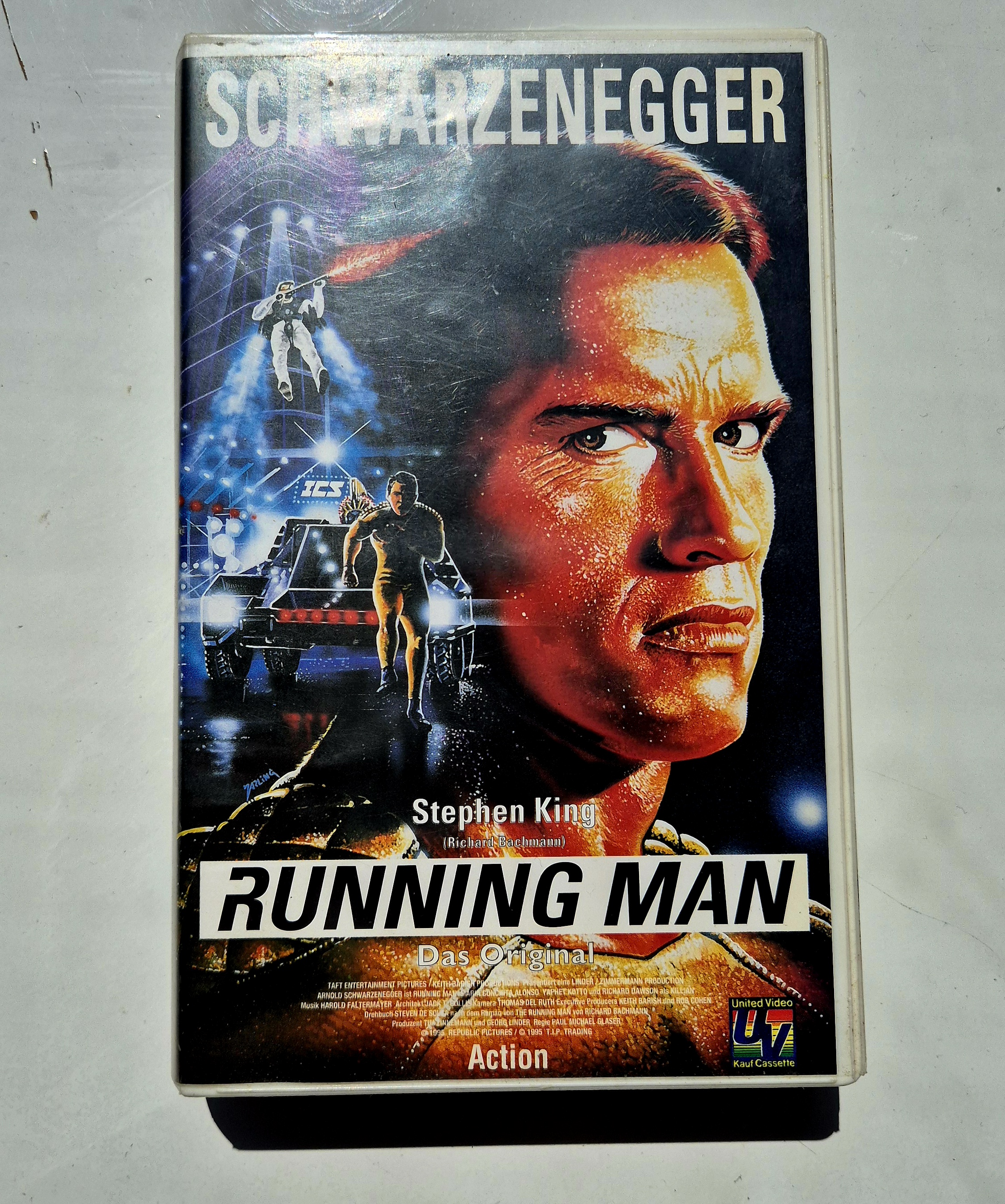 Running Man Arnold Schwarzenegger 1987  VHS *KULT*   