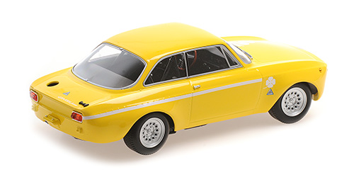 ALFA ROMEO GTA 1300 JUNIOR 1971 YELLOW 1:18 Minichamps