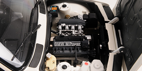 BMW M3 (E30) 1987 WHITE 1:18 Minichamps