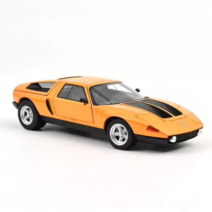 Mercedes Benz C 111/II 1970 Weissherbst metallic 1:18 Norev 