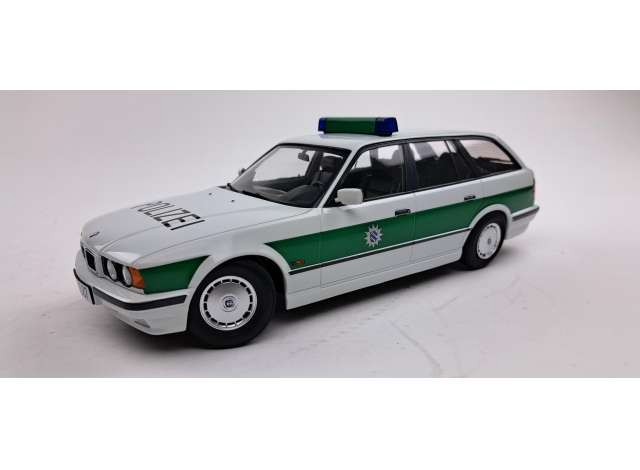 BMW E34 Touring 5er Polizei 1:18 Triple9  