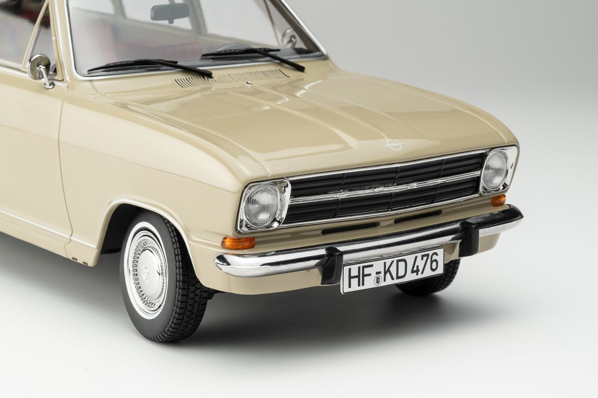 Opel Kadett B Caravan (1972) sierra beige / red interior 1:18 Touring Modelcars Opel Kadett B Caravan (1972) sierra beige / red interior 1:18 Touring Modelcars