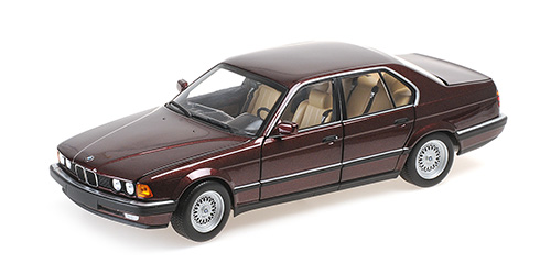 BMW 730I (E32) 1986 RED1:18 Minichamps