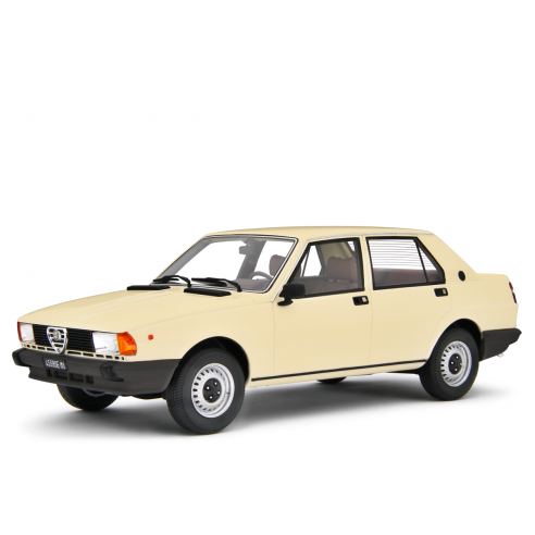 ALFA ROMEO GIULIETTA 1.3 - 1.6 1977 beige LM160A  1:18 Laudoracing Model