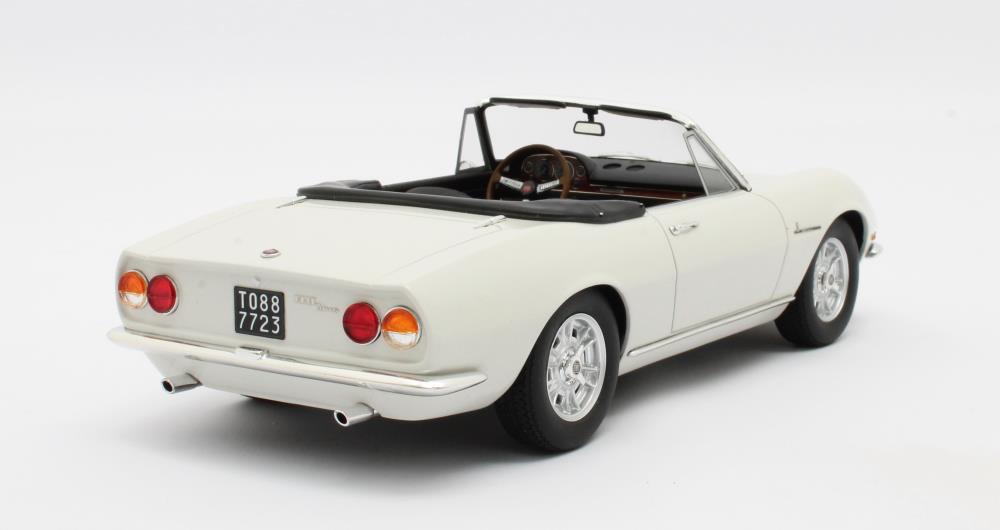 Fiat Dino Spyder weiss 1966 1:18 Cult Scale Models