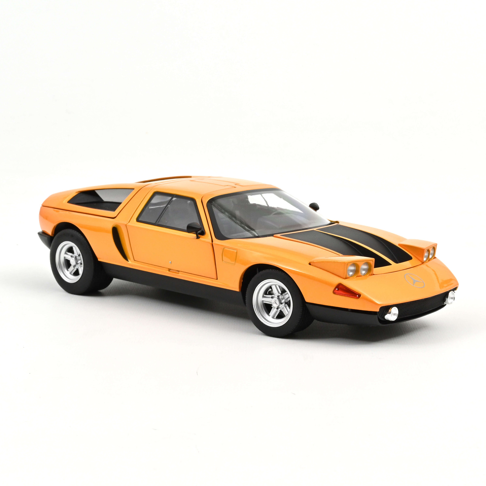 Mercedes Benz C 111/II 1970 Weissherbst metallic 1:18 Mercedes Benz Collection