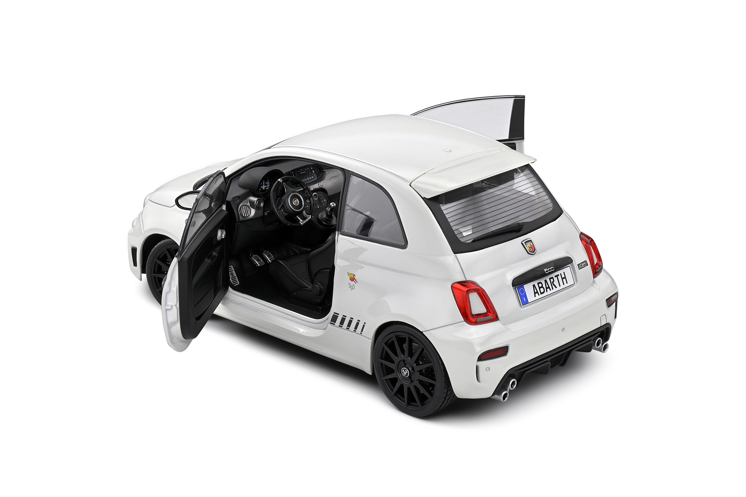Fiat F595 Abarth Ghiaccio White 2022 1:18 Solido