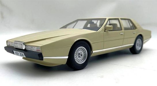 Aston Martin Lagonda 1985 creme  1:18 Cult Scale Models